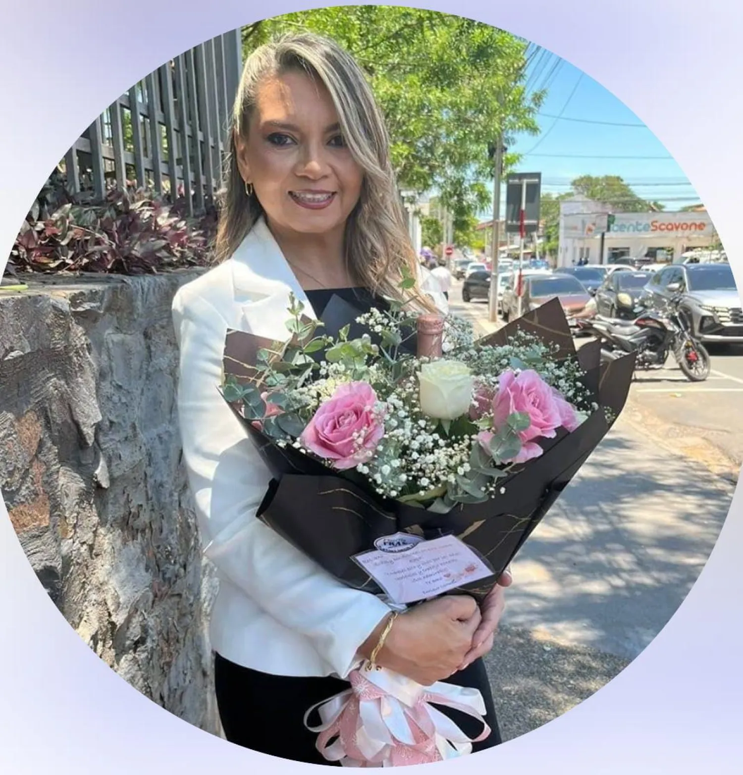 Saludamos y Felicitamos a la Flamante Doctora en Ciencias Juridicas Rossana Isabel Coronel Servían. 